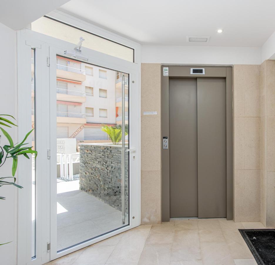 Appartement M A R I V E N T 03 *